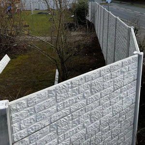 Beidseitige Betonzaunplatte Motiv Romania naturgrau – Sichtschutzzaun aus Beton